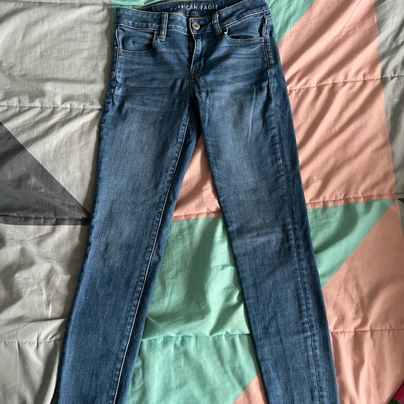 American Eagle Jegging Size 2 - Picture 2 of 6
